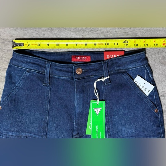 GUESS Los Angeles Women’s 6/28 Lina High-Rise Straight Jeans in a Dark Wash - Picture 10 of 11